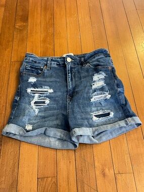 **BUNDLE**Wax Jean Distressed Blue Roll-Cuff Denim Shorts